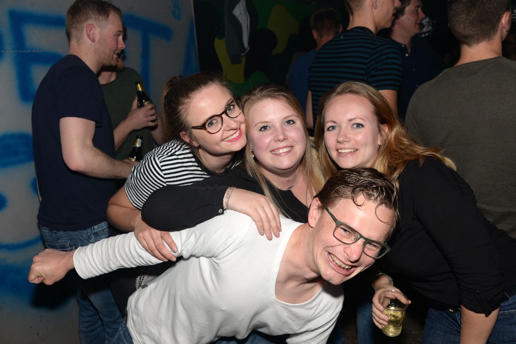 ../Images/Feest zonder naam 2019 106.jpg